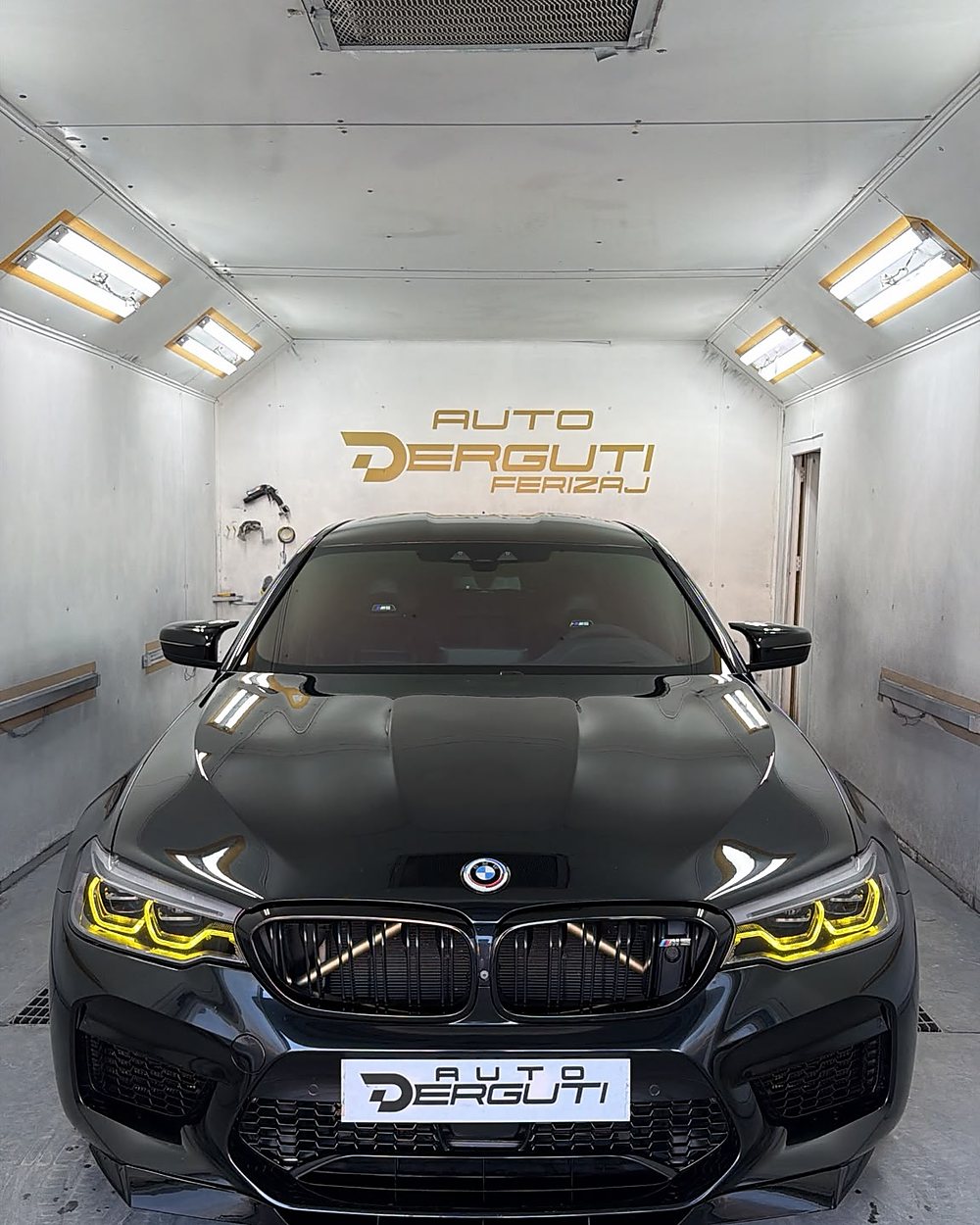 BMW M5 Competition në kabinën e ngjyrosjes